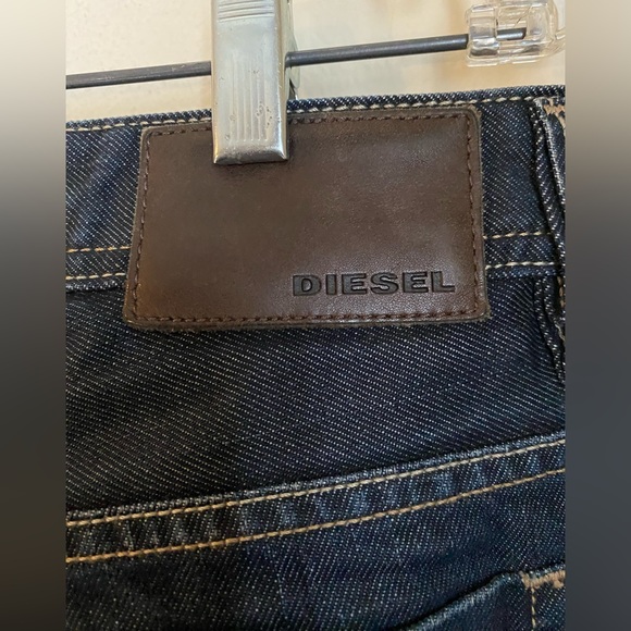 Diesel Viker-R-Box Size 32 - Picture 5 of 15